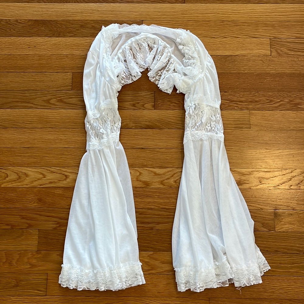 Bell sleeve Lace Bolero